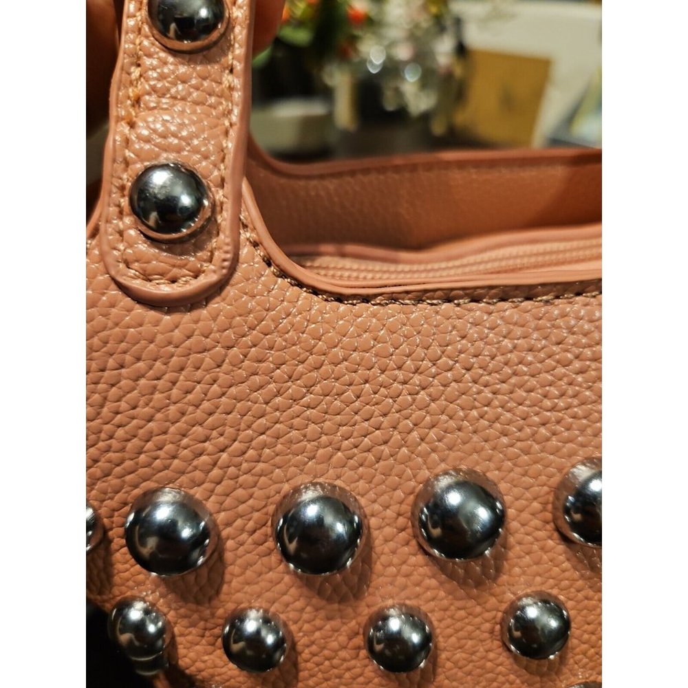 VGC rare, dusky pink studded handbag, fantastic condition inside & out, w. strap - Picture 8 of 16